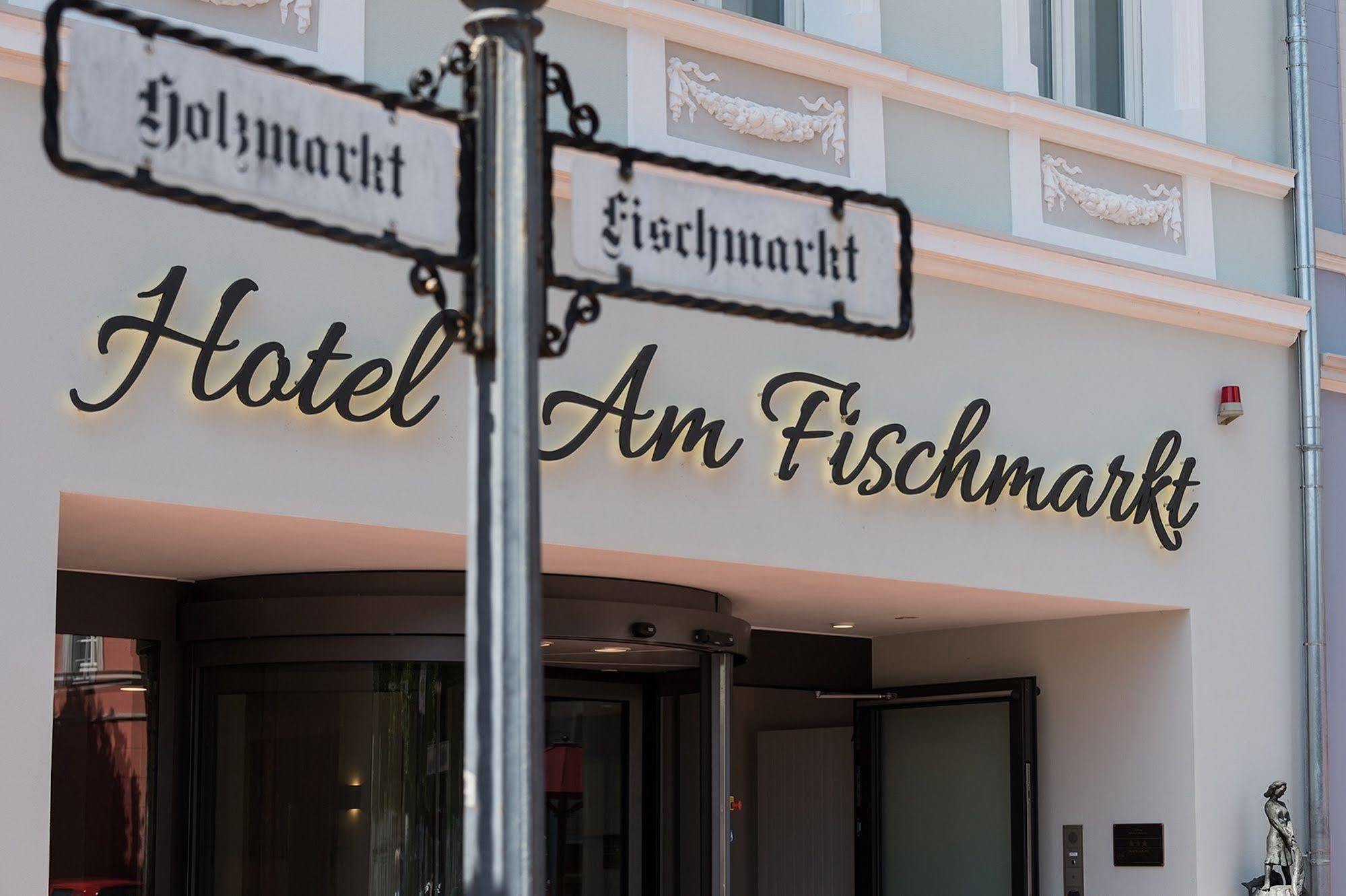Hotel Am Fischmarkt Rheinberg Buitenkant foto